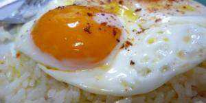 Cómo hacer arroz blanco con huevos