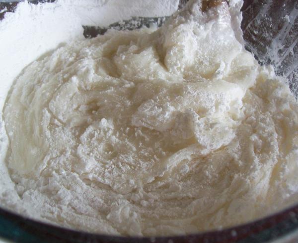 Cómo hacer fondant sin nubes de azúcar - Paso 4