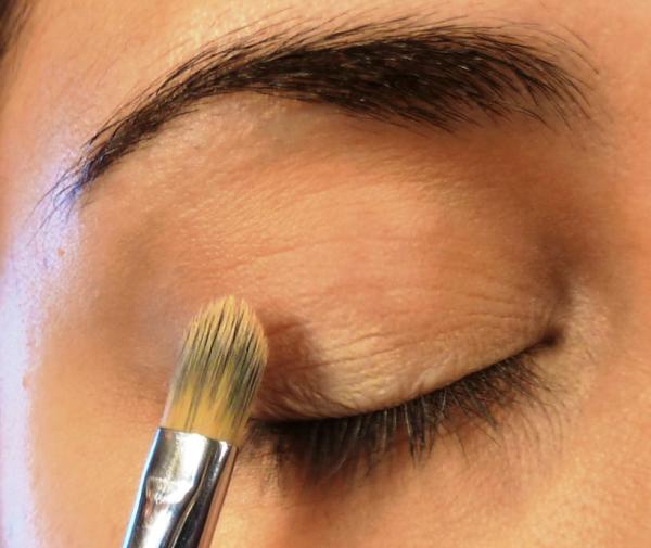 Cómo conseguir unos ojos rasgados - Paso 1