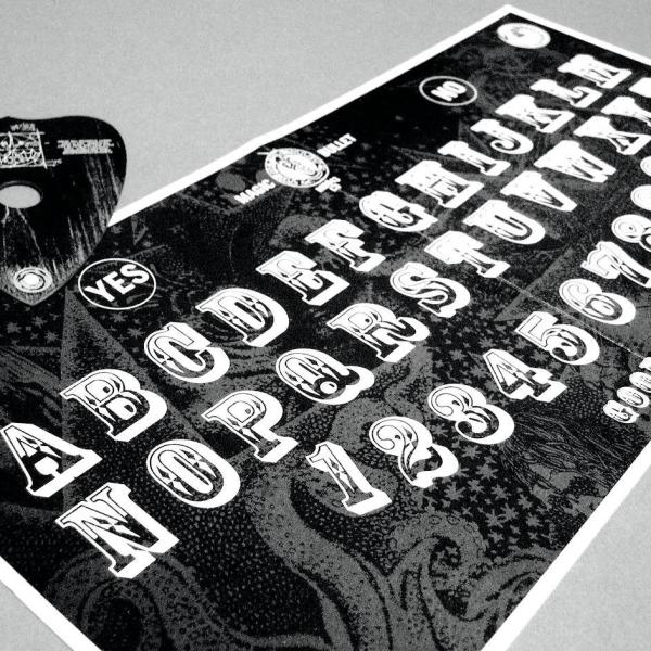 Cómo deshacerse de las tablas de la Ouija