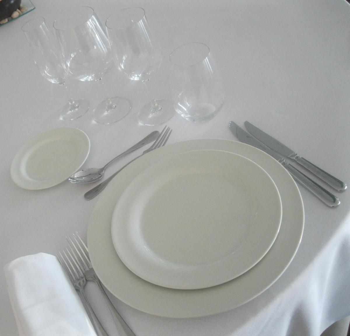 Cómo colocar la servilleta en la mesa