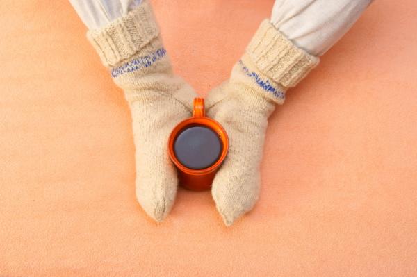 Remedios caseros para la enfermedad de Raynaud - Qué es y qué causa el síndrome de Raynaud