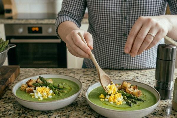 Cómo hacer gazpacho de espárragos: receta fácil y refrescante - Paso 10