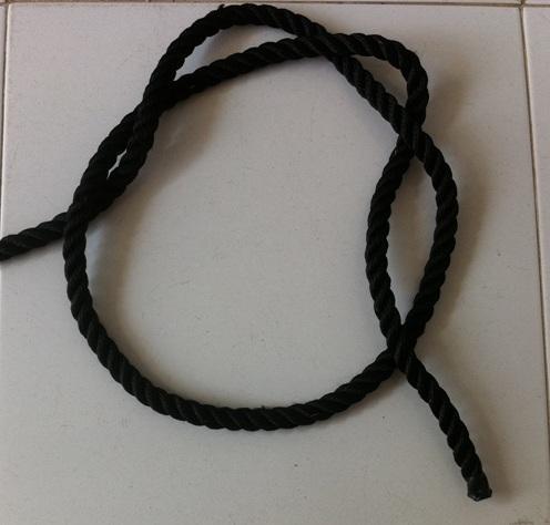 Cómo hacer un nudo llano múltiple - Paso 3