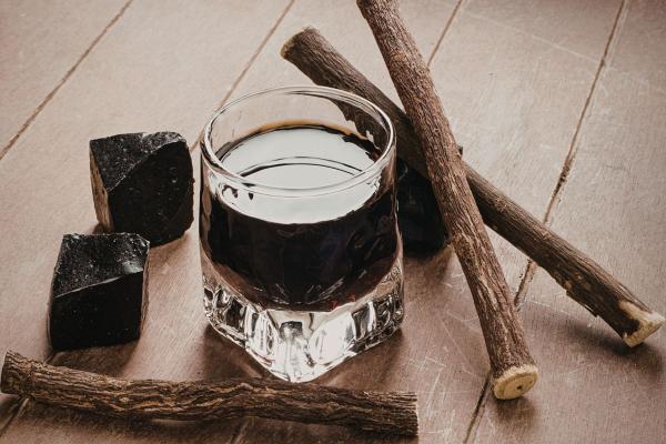 Las mejores infusiones para el dolor de garganta: muy efectivas - Regaliz