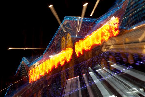 Qué hacer en Halloween: los planes más terroríficos y divertidos - Visita una casa del terror