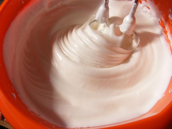 Cómo endurecer el merengue para decorar - Cómo hacer merengue duro al horno