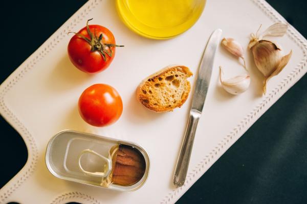 Descubre el mejor salmorejo sin pan fácil y refrescante - Paso 6