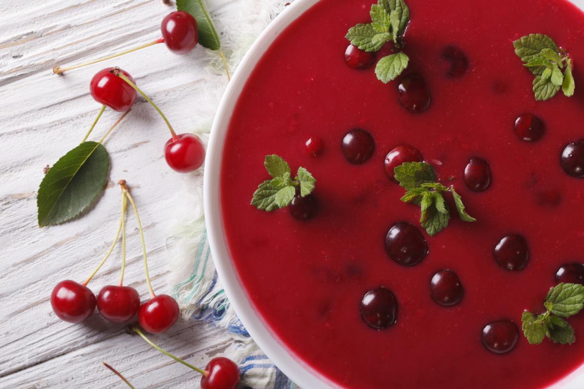 Cómo hacer un gazpacho de cerezas