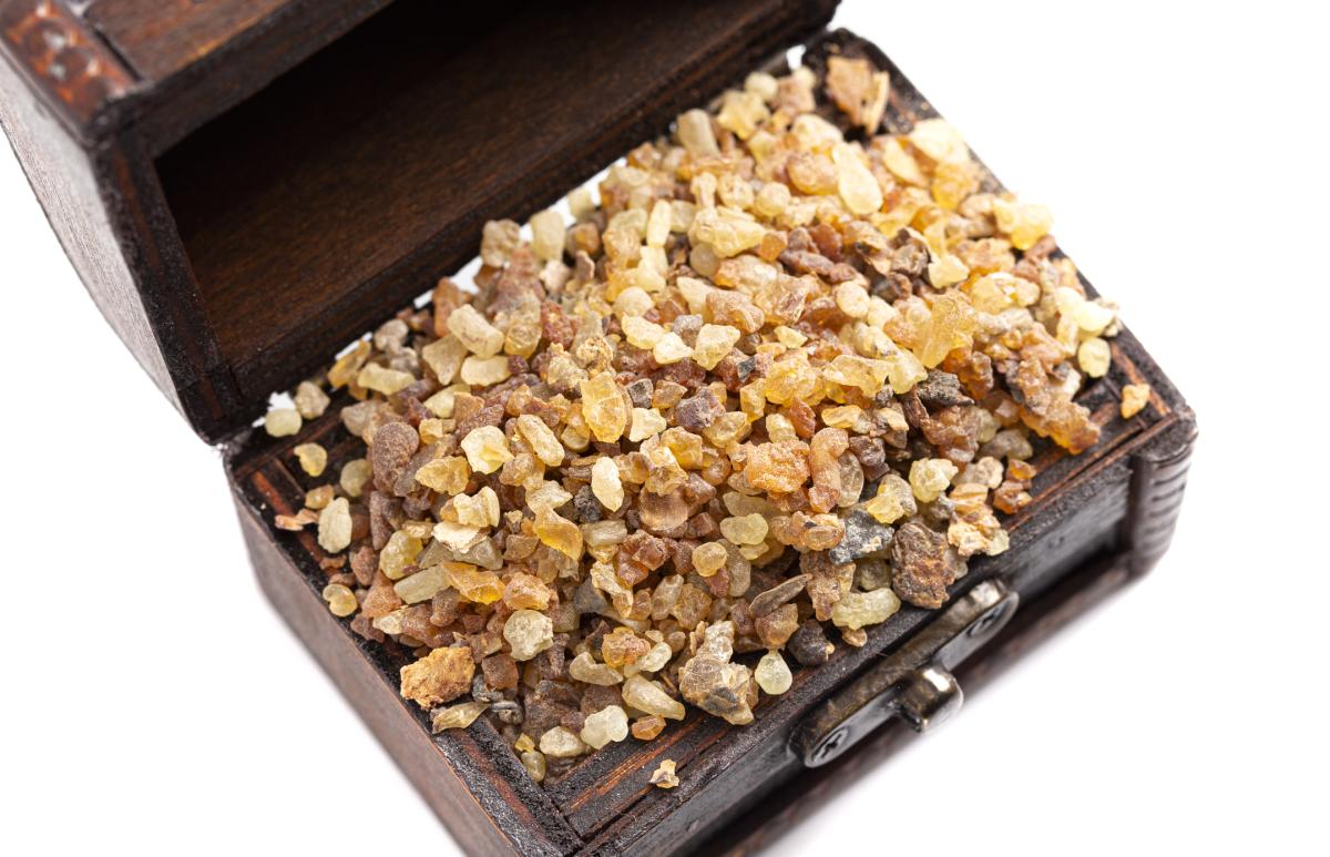 Qué es la mirra de los Reyes Magos