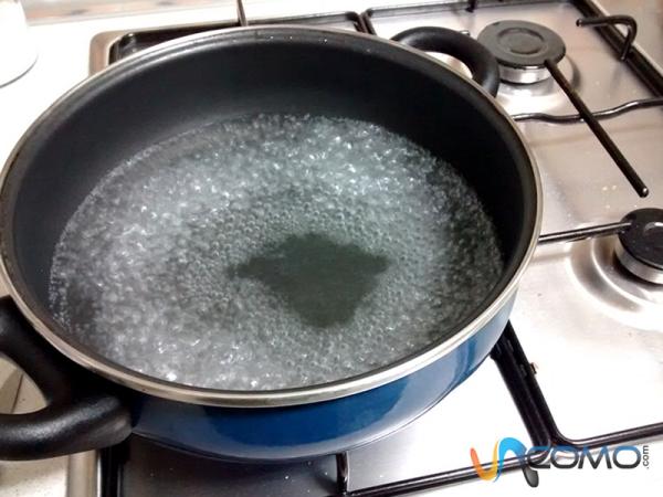 Cómo hacer una tortilla de espinacas y judías blancas - Paso 1