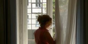 Cómo acortar una cortina