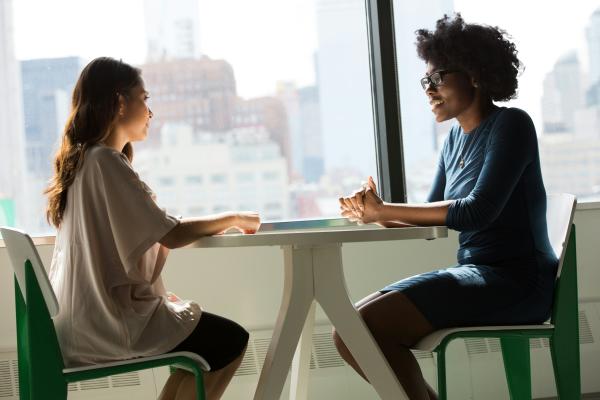 Qué significa hablar muy rápido cuando estamos nerviosos - Qué ocurre en el cuerpo cuando sentimos nervios