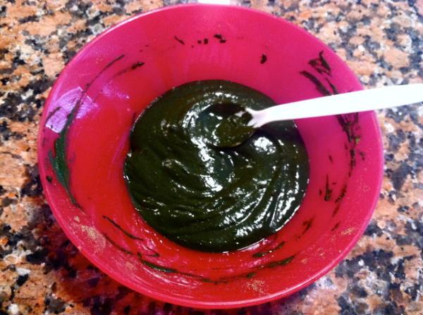 Cómo hacer pasta de henna en casa - fácil - Paso 3