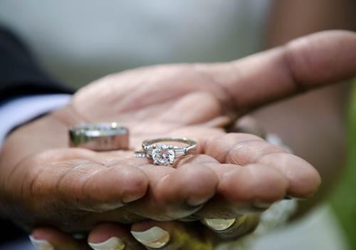 Cómo celebrar el primer aniversario de boda