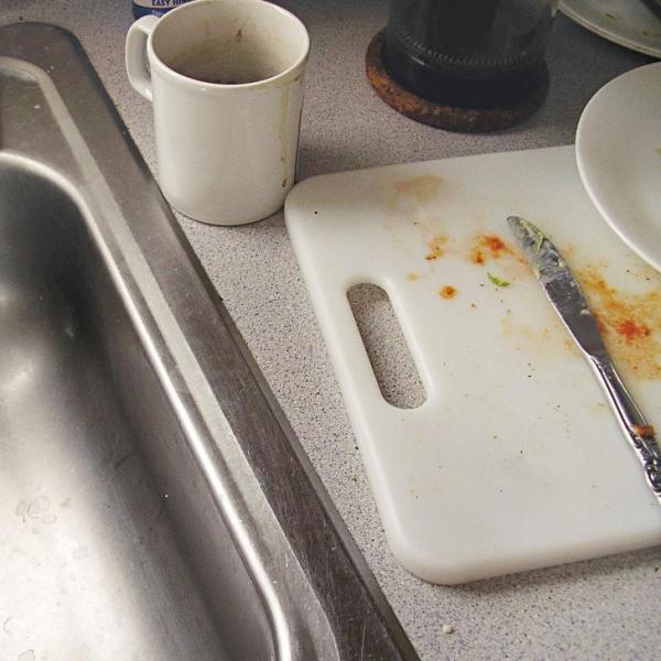 Cómo lavar los platos con vinagre