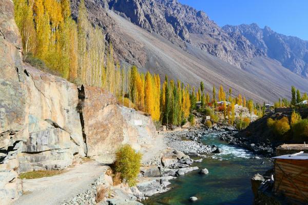 Dónde viajar en España en octubre: los mejores destinos - Valle del Jerte, Cáceres