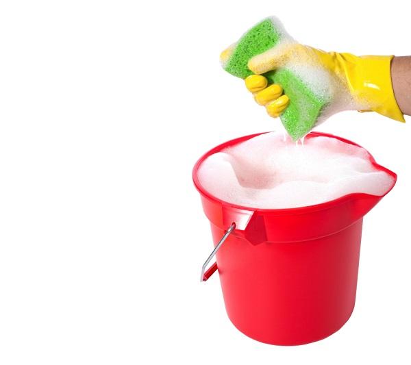 Productos de limpieza caseros para el coche - Solución para lavar el coche