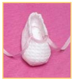 Cómo hacer zapatos de tela para bebes - Paso 3