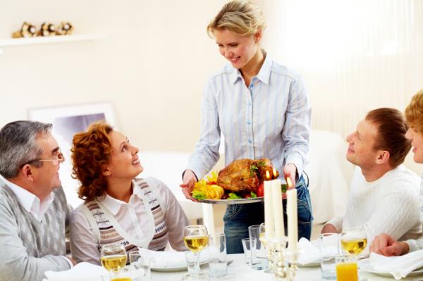 Cómo aceptar a la pareja de mi madre - Paso 6