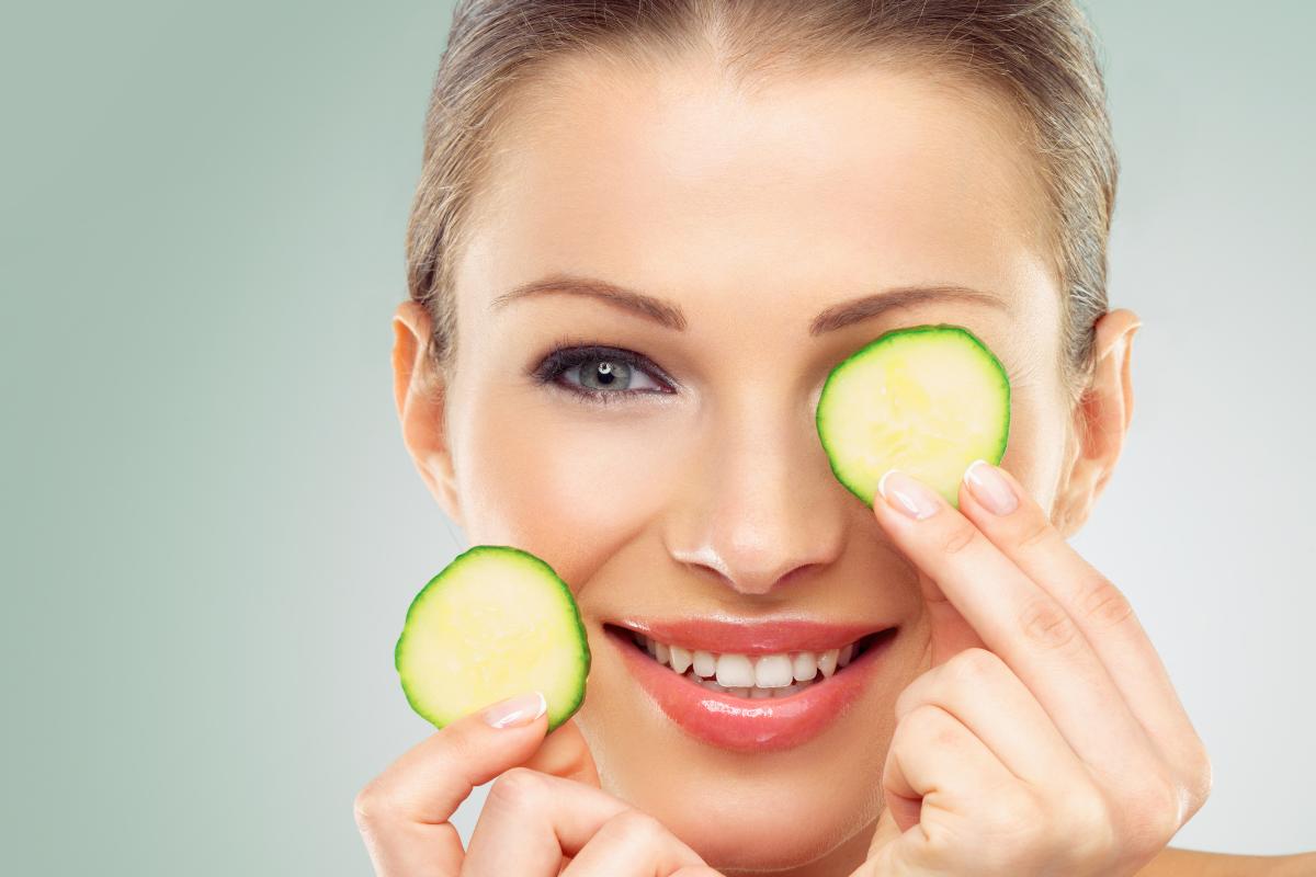 Cómo aclarar la piel de la cara