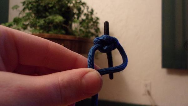 Cómo hacer pulseras con cuerda de paracaidas - Paso 11