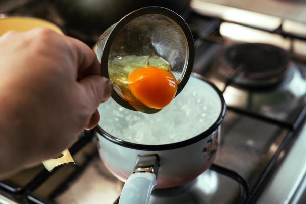 Cómo hacer huevo poché perfecto - Paso 3