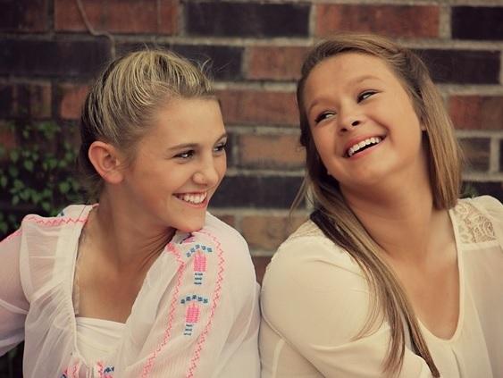 Cómo se escribe adolescencia o adolecencia