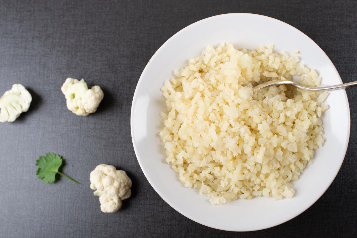 Cómo hacer arroz de coliflor: receta fácil y saludable