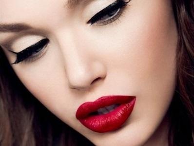 Cómo hacer que el labial dure más tiempo