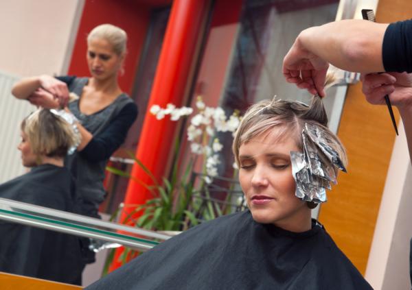 Colores de pelo que rejuvenecen - Qué color de pelo debes elegir a partir de los 40