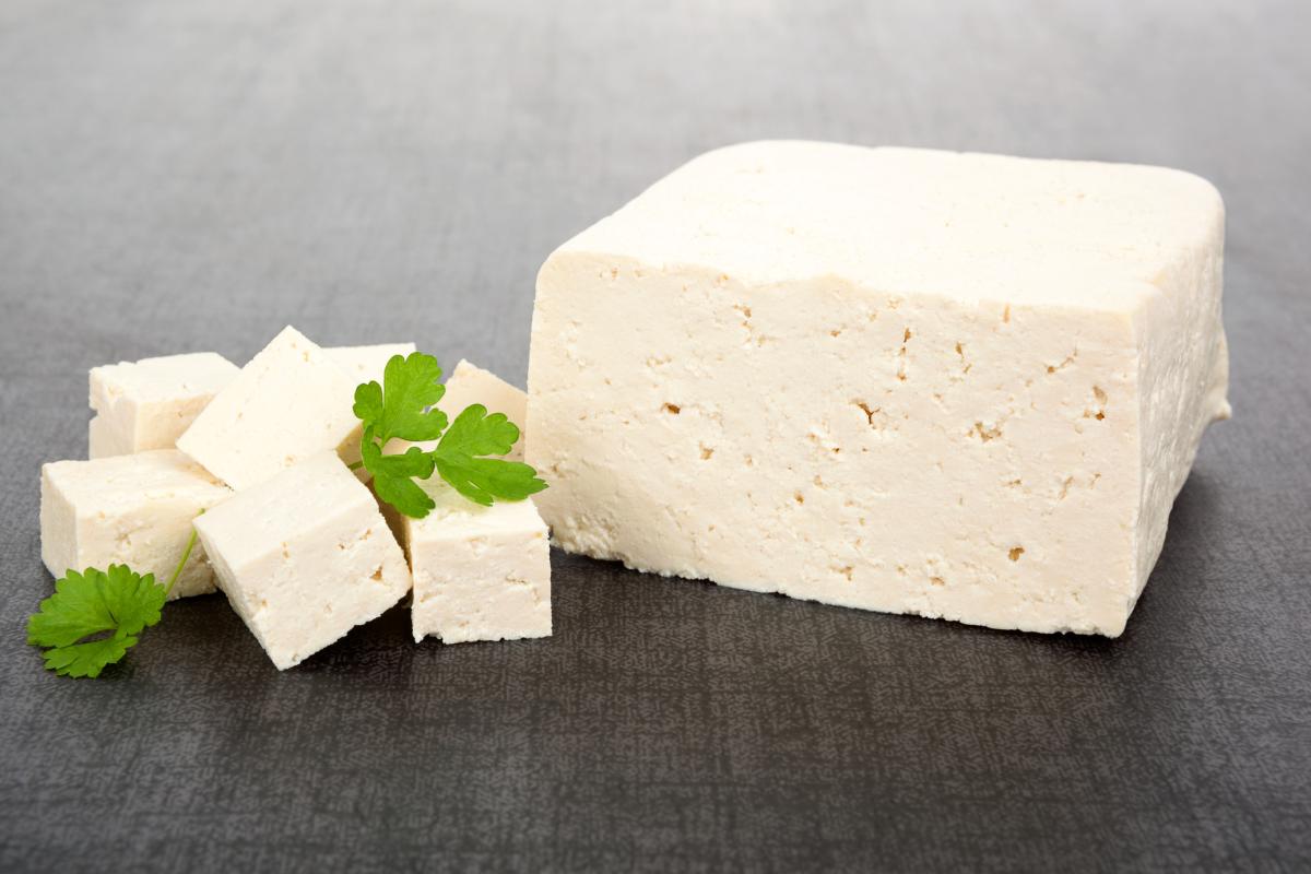 Tofu: qué es, propiedades y recetas