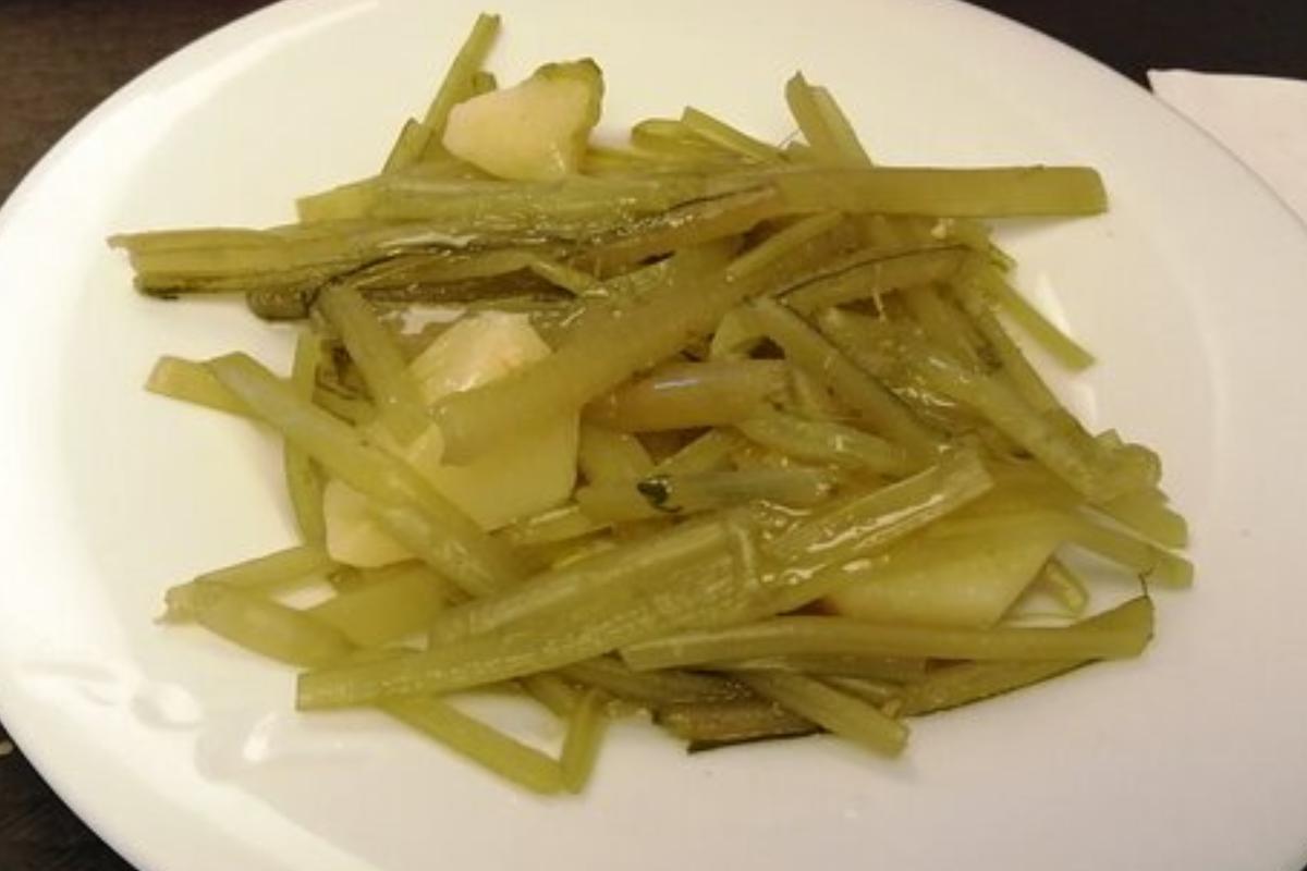 Cómo hacer borraja con patatas