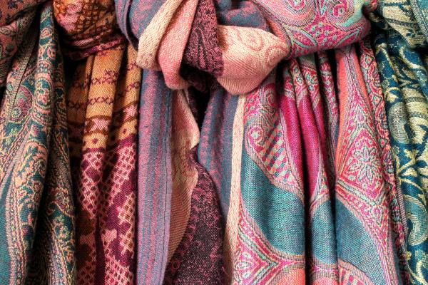 ¿Qué es una pashmina y en qué se diferencia de una bufanda? - ¿Qué es una pashmina?