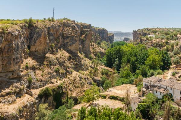 Los pueblos más bonitos de Granada: descubre su encanto