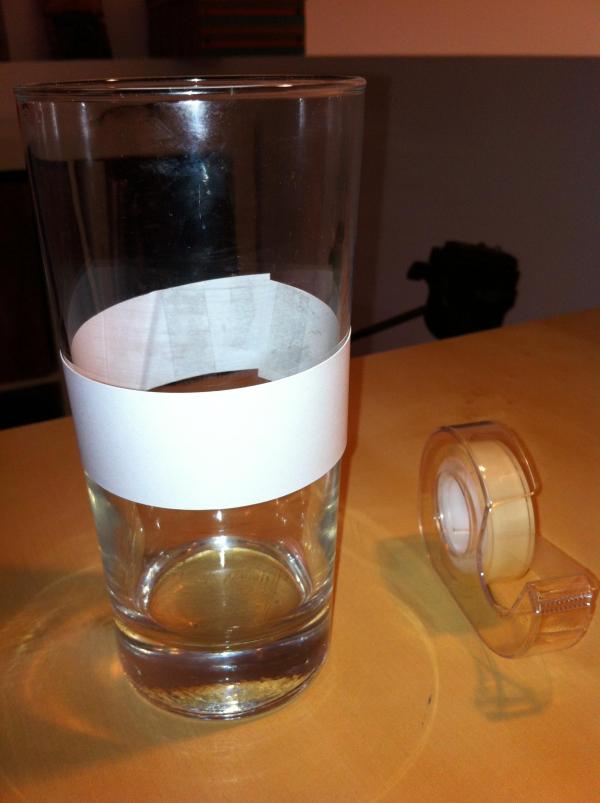 Cómo hacer un florero con pajitas - Paso 3