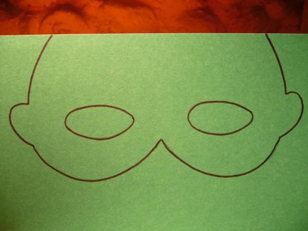 Cómo hacer una máscara de Frankenstein - Paso 1