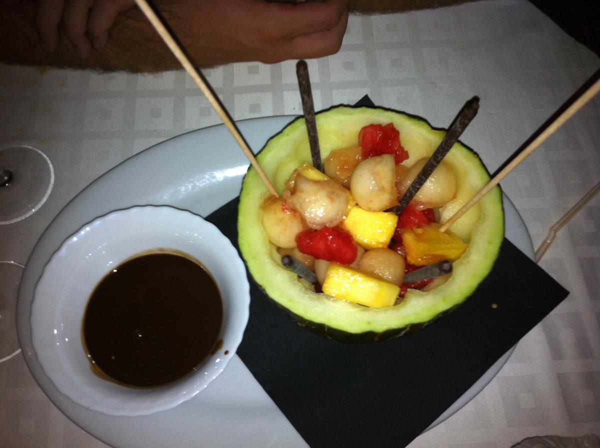 Cómo preparar una fondue de frutas muy original