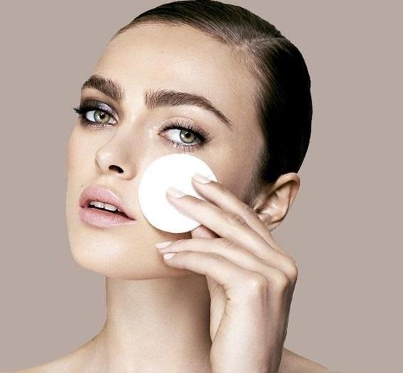 Cómo evitar las arrugas en los ojos - Paso 2