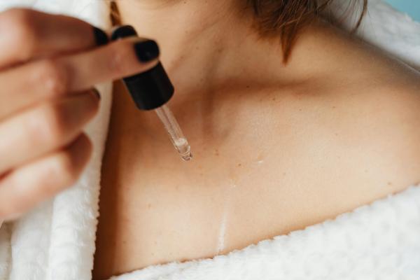 Mejor aceite corporal: estos son los más hidratantes, ligeros y con mejor aroma según la OCU - L'Occitane Almond Supple Skin Oil