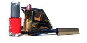 Cómo reciclar el maquillaje dañado