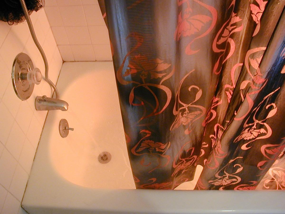 Cómo limpiar las cortinas del baño