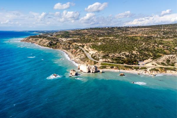 Países que conducen por la izquierda: cuáles son y por qué lo hacen - Chipre