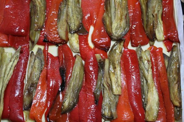 Cómo hacer una coca de recapte: receta tradicional catalana - Paso 15