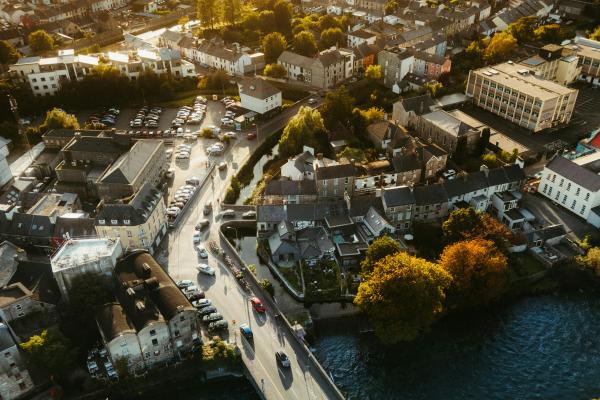 Países que conducen por la izquierda: cuáles son y por qué lo hacen - Irlanda