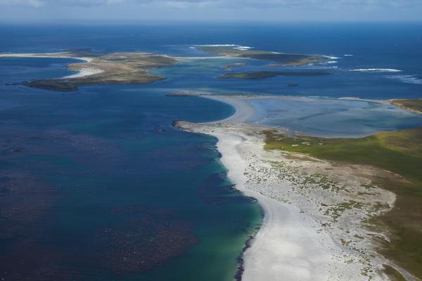 Países que conducen por la izquierda: cuáles son y por qué lo hacen - Islas Malvinas