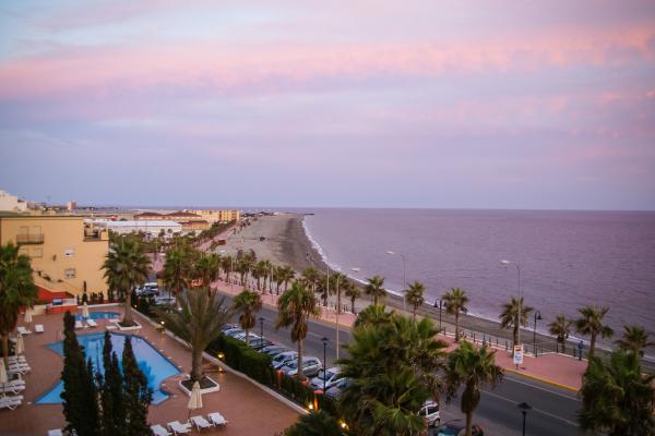 Los pueblos más antiguos de España: descubre su historia - Adra, Almería