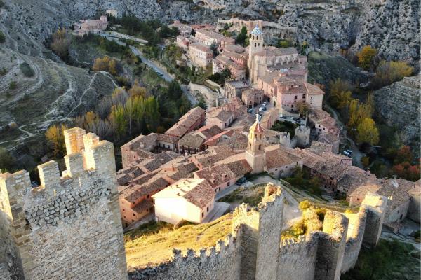 Los pueblos más antiguos de España: descubre su historia - Albarracín, Teruel