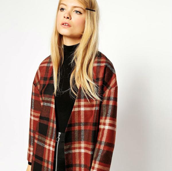 Cómo combinar el estampado de cuadros