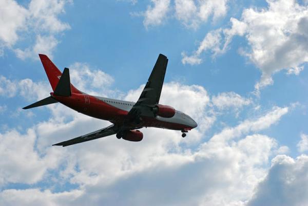 Cómo actuar si hay overbooking en mi vuelo